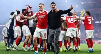 Gerrard chỉ cách giúp Arsenal khắc chế dàn sao PSG