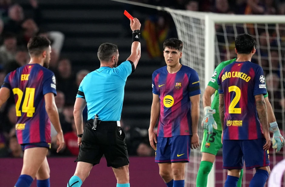 Giải mã những đêm Champions League đầy tranh cãi của Barcelona Giải mã những đêm Champions League đầy tranh cãi của Barcelona
