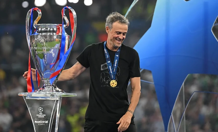 Hạ Arsenal, PSG sẽ chính thức bước vào ngôi đền huyền thoại C1 Hạ Arsenal, PSG sẽ chính thức bước vào ngôi đền huyền thoại C1