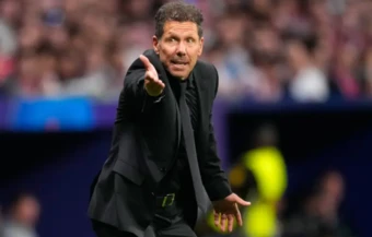 Hòa 1-1, Simeone tin Arsenal đang hụt hơi
