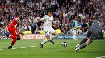 Hôm nay định đoạt vé bán kết Champions League