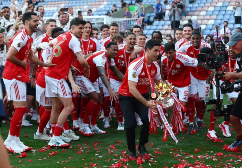 Keown: 'Arsenal sẽ vượt thế hệ bất bại nếu vô địch Champions League' Keown: 'Arsenal sẽ vượt thế hệ bất bại nếu vô địch Champions League'