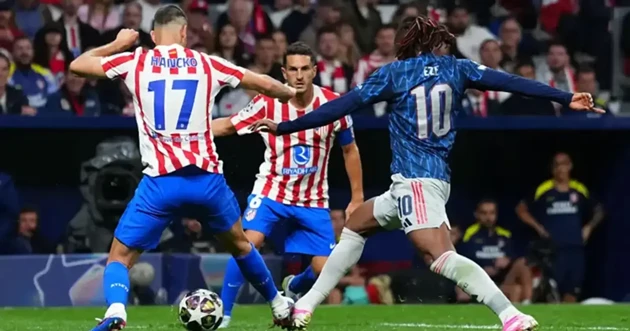 Keown chê trọng tài yếu bóng vía tước penalty của Arsenal Keown chê trọng tài yếu bóng vía tước penalty của Arsenal