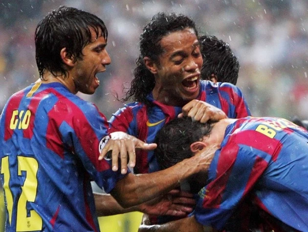 Khúc vĩ thanh đắng ngắt của thế hệ vàng Arsenal năm 2006 Khúc vĩ thanh đắng ngắt của thế hệ vàng Arsenal năm 2006
