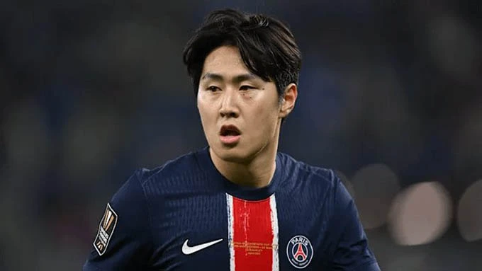 Lee Kang-in đi vào lịch sử Champions League