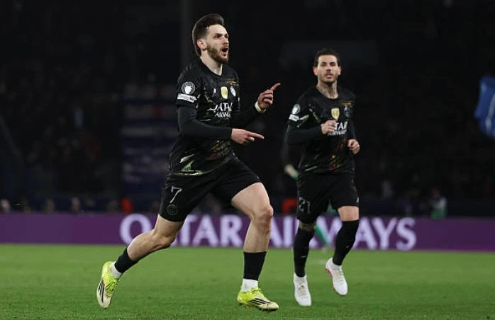 Ligue 1 là quân xanh hay bàn đạp cho tham vọng của PSG? Ligue 1 là quân xanh hay bàn đạp cho tham vọng của PSG?