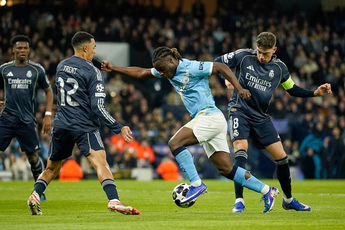 Man City: Thua nhưng vẫng sáng! Man City: Thua nhưng vẫng sáng!