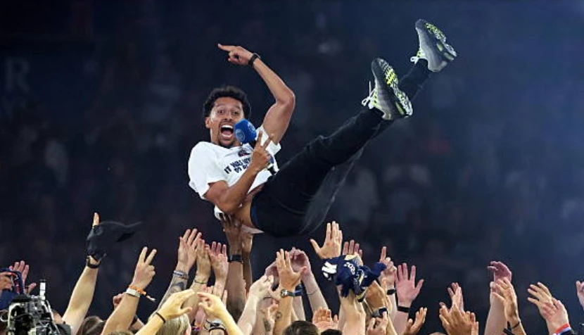 Marquinhos đi vào ngôi đền huyền thoại sau chức vô địch C1 thứ hai Marquinhos đi vào ngôi đền huyền thoại sau chức vô địch C1 thứ hai