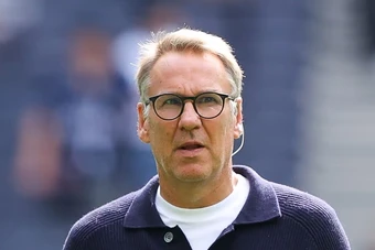 Merson sợ Arsenal bị Barca nghiền nát ở Cúp C1