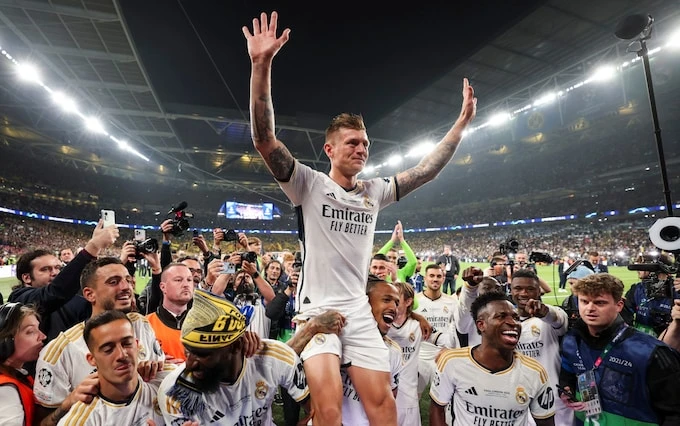 Ngày này năm xưa: Khúc vĩ thanh định mệnh của Kroos và Reus Ngày này năm xưa: Khúc vĩ thanh định mệnh của Kroos và Reus