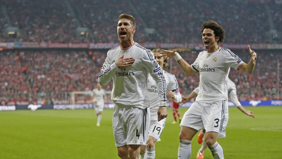 Ngày này năm xưa: Ronaldo phá kỷ lục trong đêm Bayern thảm bại