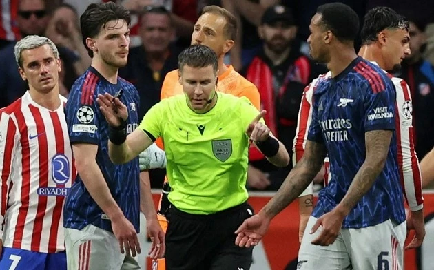 Nghệ thuật phòng ngự định đoạt đại chiến Arsenal và Atletico Nghệ thuật phòng ngự định đoạt đại chiến Arsenal và Atletico