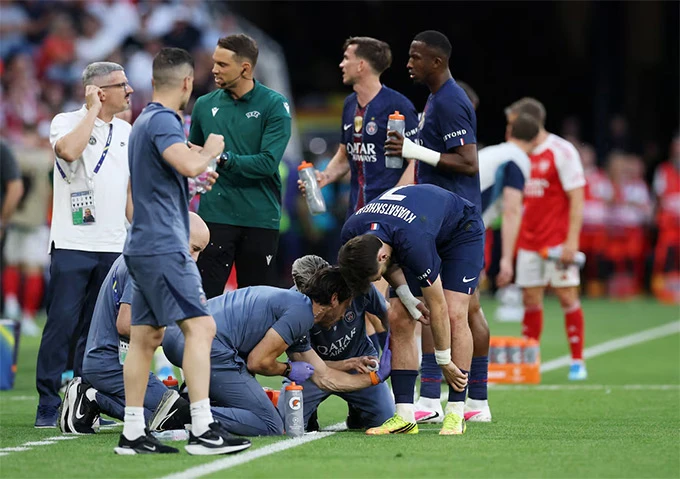 Những tranh cãi của trận chung kết Champions League Những tranh cãi của trận chung kết Champions League