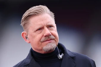 Peter Schmeichel chỉ ra cầu thủ xuất sắc nhất chung kết C1