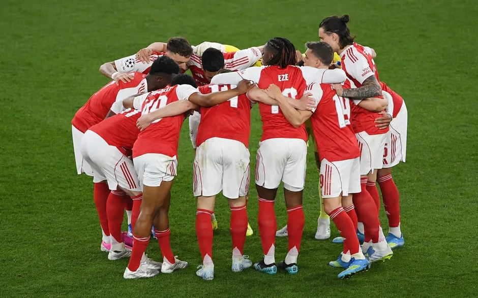 Phải trả 859 bảng dự chung kết, nhân viên Arsenal nổi giận
