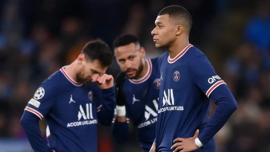 Phía sau quyết định đưa 600 nhân viên đi chung kết của PSG Phía sau quyết định đưa 600 nhân viên đi chung kết của PSG