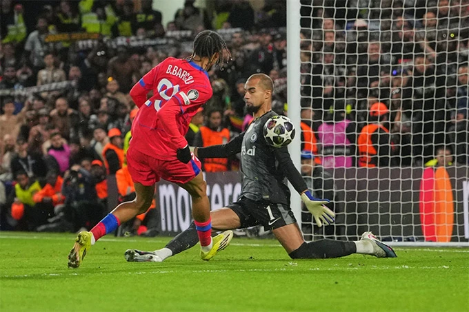 PSG mất trụ cột trước đại chiến với Liverpool PSG mất trụ cột trước đại chiến với Liverpool