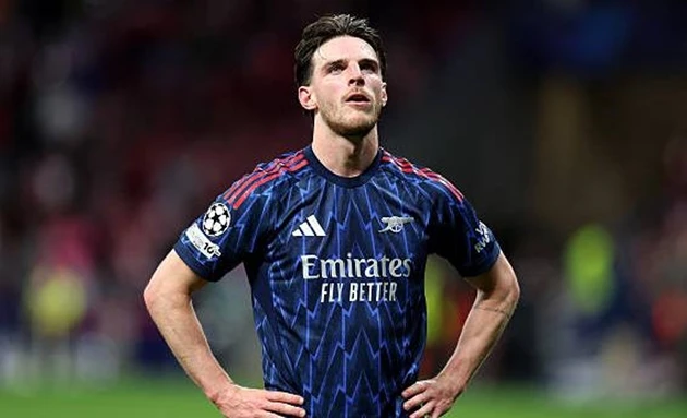 Rice tố trọng tài bị fan Atletico gây áp lực để đổi quyết định Rice tố trọng tài bị fan Atletico gây áp lực để đổi quyết định