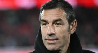 Robert Pires khẳng định Arsenal ưu tiên Ngoại hạng Anh hơn C1