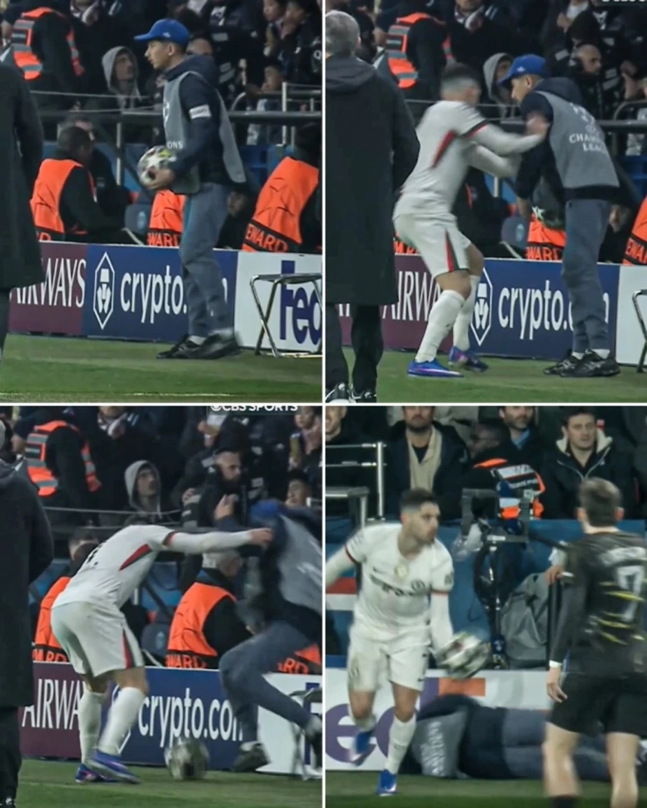 Tiền đạo Chelsea xô ngã cậu bé nhặt bóng của PSG Tiền đạo Chelsea xô ngã cậu bé nhặt bóng của PSG