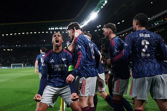 Trận thắng Sporting là lời đáp trả đanh thép của Arsenal