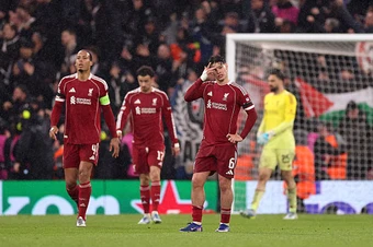 Trận thua PSG phơi bày điểm yếu lớn nhất của Liverpool