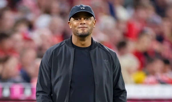 Từ Burnley đến Bayern, bước tiến thiên tài của Vincent Kompany Từ Burnley đến Bayern, bước tiến thiên tài của Vincent Kompany