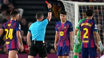 UEFA chính thức bác đơn khiếu nại của Barcelona