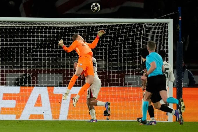 Vitinha trả sạch nợ, trở thành nỗi ám ảnh với người Anh Vitinha trả sạch nợ, trở thành nỗi ám ảnh với người Anh