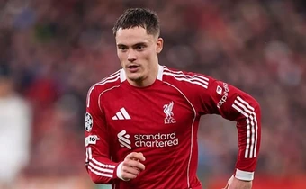 Wirtz cần bước ra ánh sáng để giải cứu Liverpool tại Paris