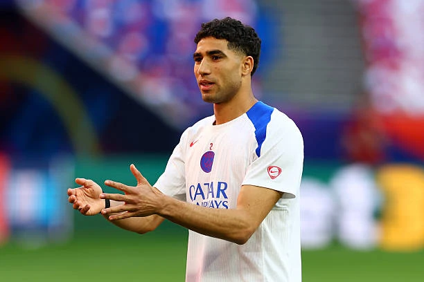 Zaire-Emery là lựa chọn an toàn cho PSG thay vì Hakimi Zaire-Emery là lựa chọn an toàn cho PSG thay vì Hakimi