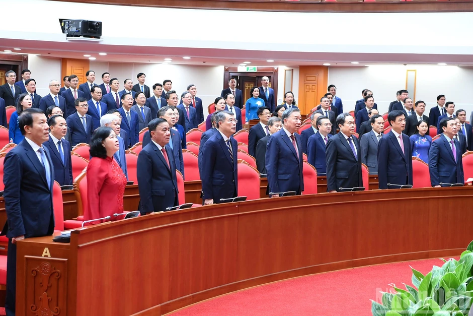 [Ảnh] Bế mạc Hội nghị lần thứ ba Ban Chấp hành Trung ương Đảng khóa XIV