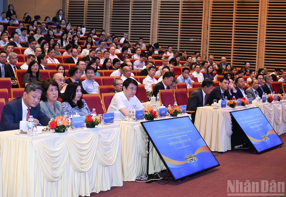 [Ảnh] Bế mạc toàn thể Hội nghị Ngoại giao lần thứ 33