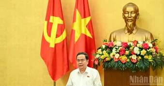 [Ảnh] Bí thư Đảng ủy Quốc hội, Chủ tịch Quốc hội chủ trì Hội nghị lần thứ tư, Ban Chấp hành Đảng bộ Quốc hội