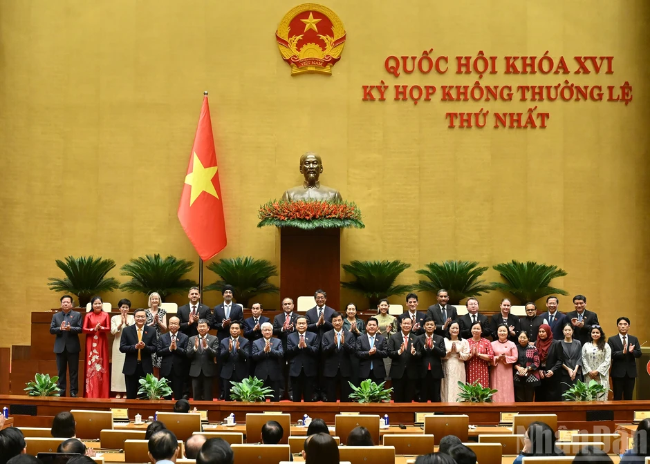 [Ảnh] Chủ tịch Quốc hội dự Lễ công bố thành lập Tổ chức Nghị sĩ hữu nghị Việt Nam của Quốc hội khóa XVI