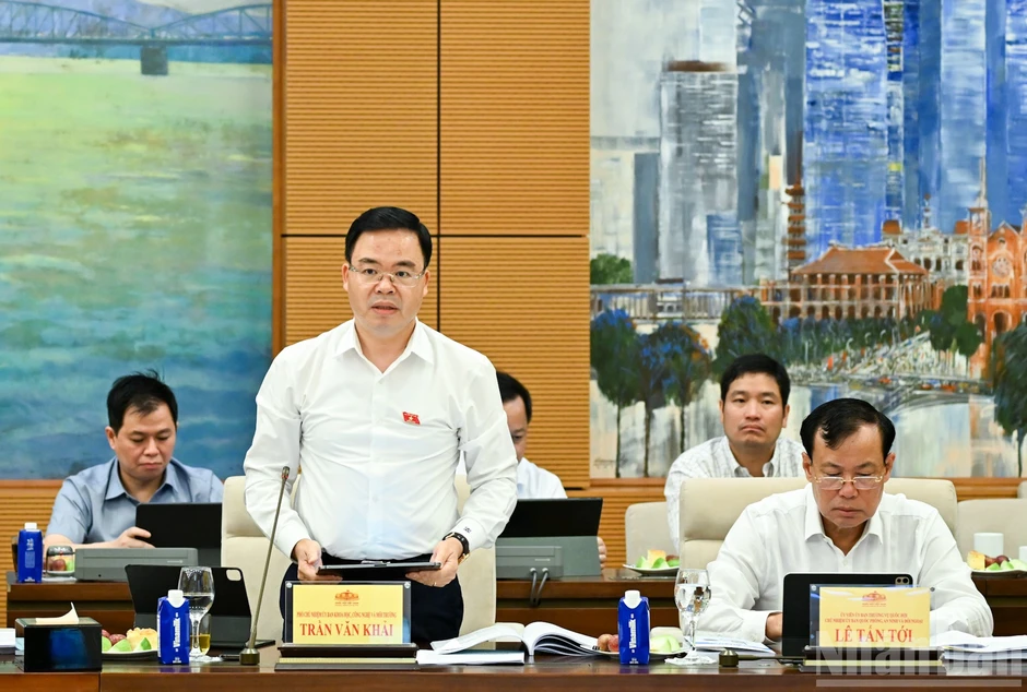 [Ảnh] Chủ tịch Quốc hội làm việc về phát triển khoa học-công nghệ, đổi mới sáng tạo và chuyển đổi số quốc gia