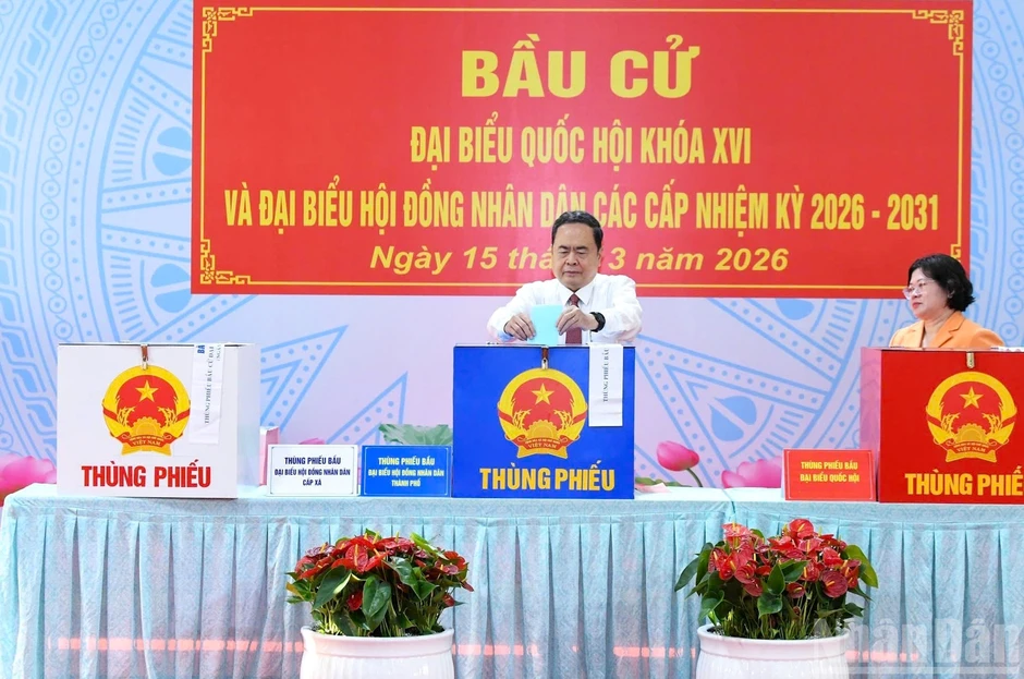 [Ảnh] Chủ tịch Quốc hội Trần Thanh Mẫn dự khai mạc Ngày bầu cử tại Thành phố Hồ Chí Minh