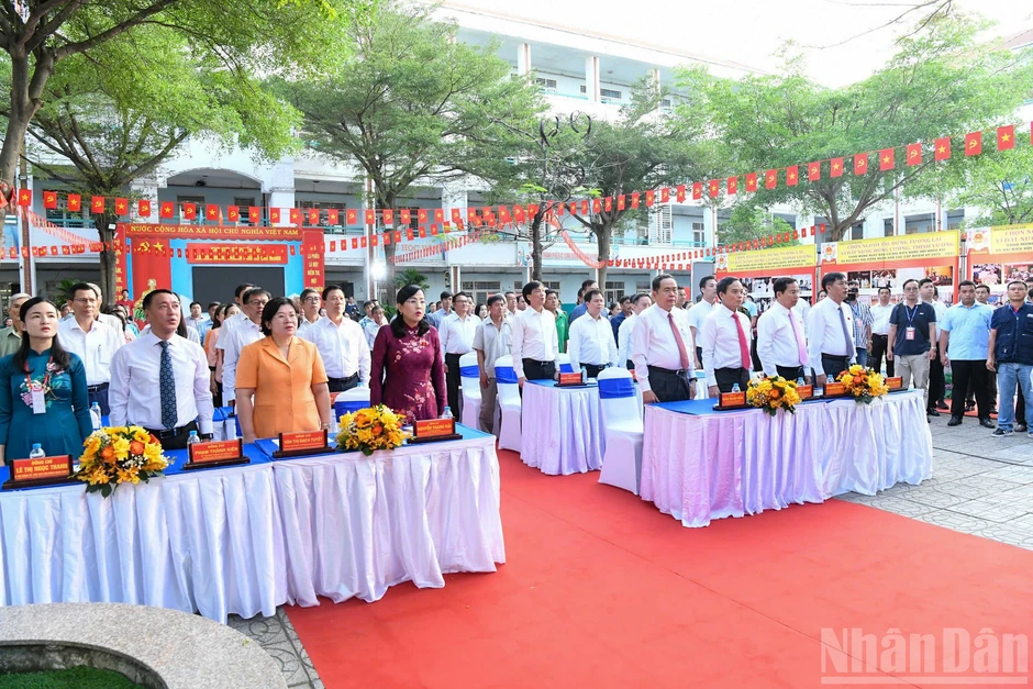 [Ảnh] Chủ tịch Quốc hội Trần Thanh Mẫn dự khai mạc Ngày bầu cử tại Thành phố Hồ Chí Minh
