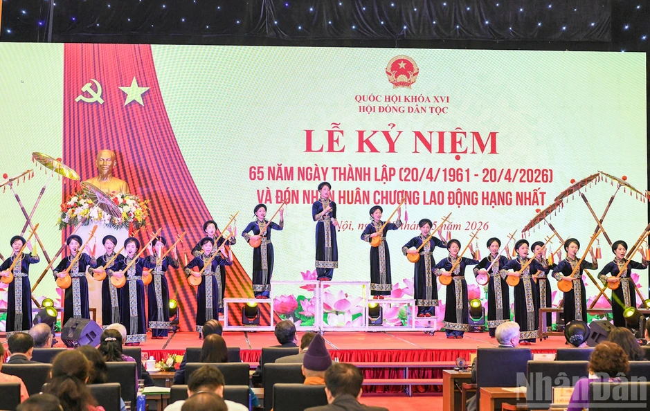 [Ảnh] Chủ tịch Quốc hội Trần Thanh Mẫn dự Lễ kỷ niệm 65 năm Ngày thành lập Hội đồng Dân tộc