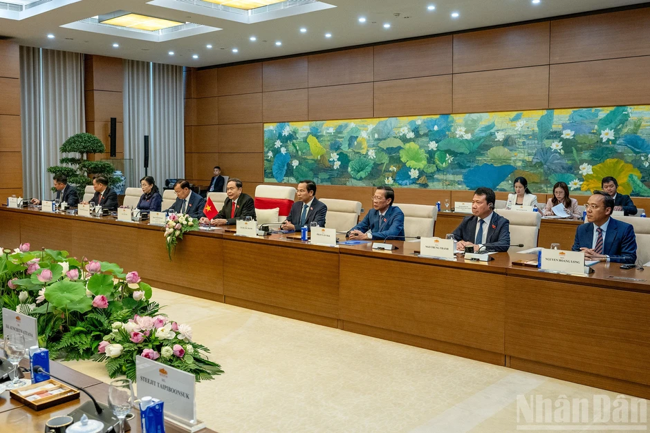 [Ảnh] Chủ tịch Quốc hội Trần Thanh Mẫn hội đàm với Chủ tịch Quốc hội kiêm Chủ tịch Hạ viện Vương quốc Thái Lan Sophon Zaram