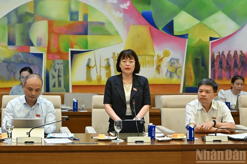 [Ảnh] Chủ tịch Quốc hội Trần Thanh Mẫn làm việc với Thường trực Ủy ban Khoa học, Công nghệ và Môi trường