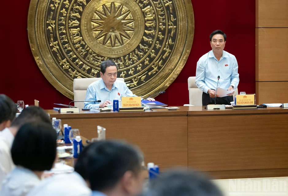 [Ảnh] Chủ tịch Quốc hội Trần Thanh Mẫn làm việc với Thường trực Ủy ban Quốc phòng, An ninh và Đối ngoại