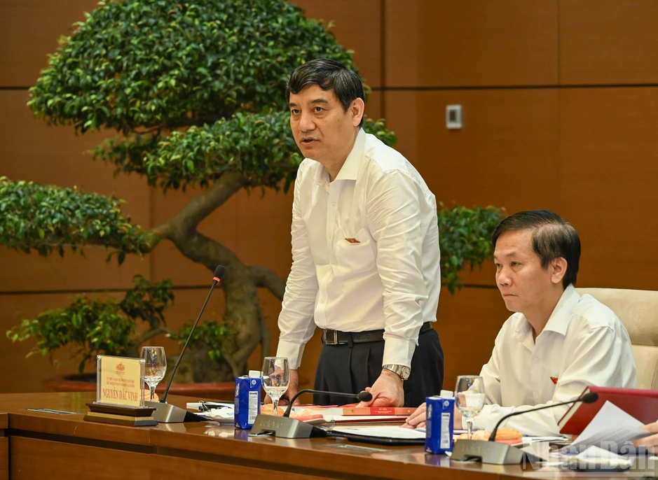 [Ảnh] Chủ tịch Quốc hội Trần Thanh Mẫn làm việc với Thường trực Ủy ban Văn hóa và Xã hội
