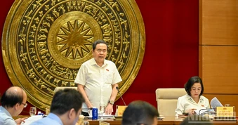 [Ảnh] Chủ tịch Quốc hội Trần Thanh Mẫn làm việc với Thường trực Ủy ban Văn hóa và Xã hội