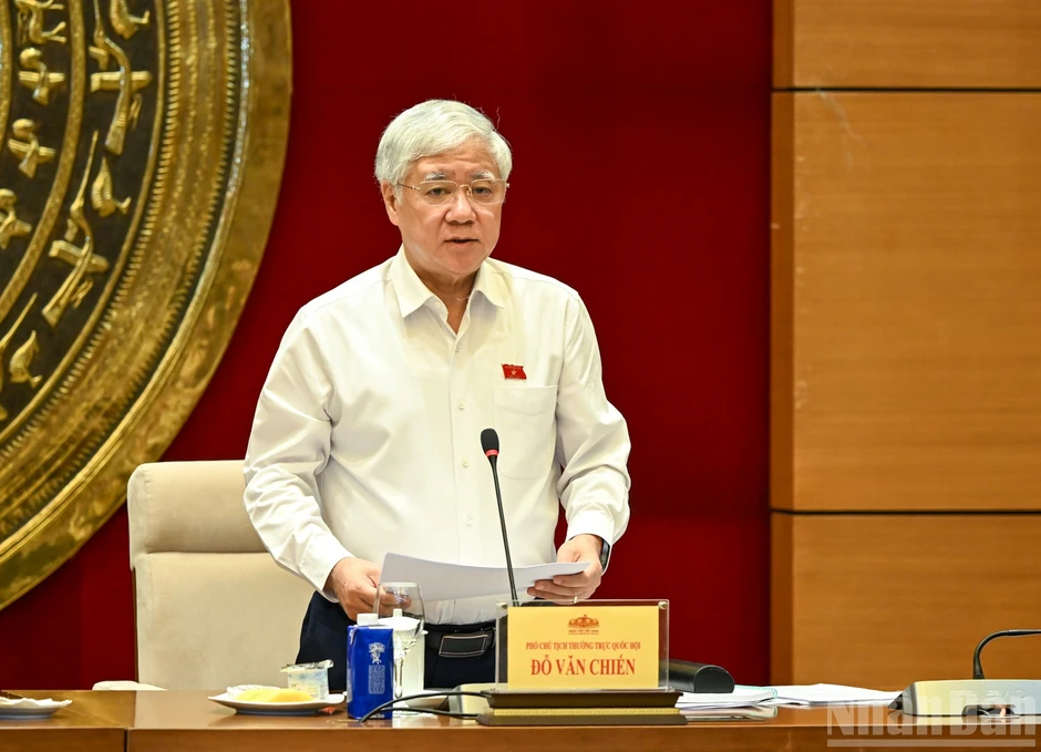 [Ảnh] Chủ tịch Quốc hội Trần Thanh Mẫn làm việc với Văn phòng Quốc hội
