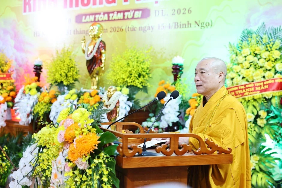 [Ảnh] Đại lễ Phật đản lan tỏa tâm từ bi tới Phật tử và công chúng