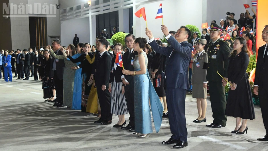 [Ảnh] Hình ảnh nổi bật trong lễ tiễn Đoàn đại biểu cấp cao Việt Nam tại Bangkok, Thái Lan