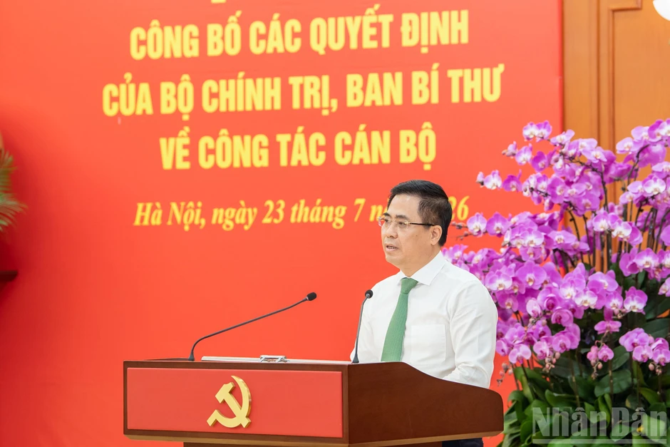 [Ảnh] Hội nghị công bố các Quyết định của Bộ Chính trị, Ban Bí thư về công tác cán bộ
