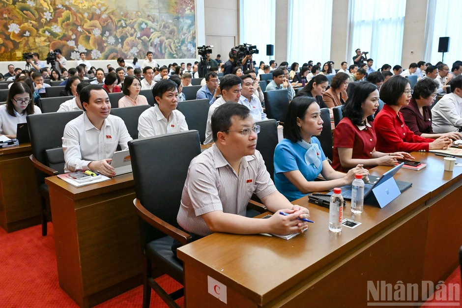 [Ảnh] Hội nghị đại biểu Quốc hội hoạt động chuyên trách lần thứ nhất, nhiệm kỳ khóa XVI