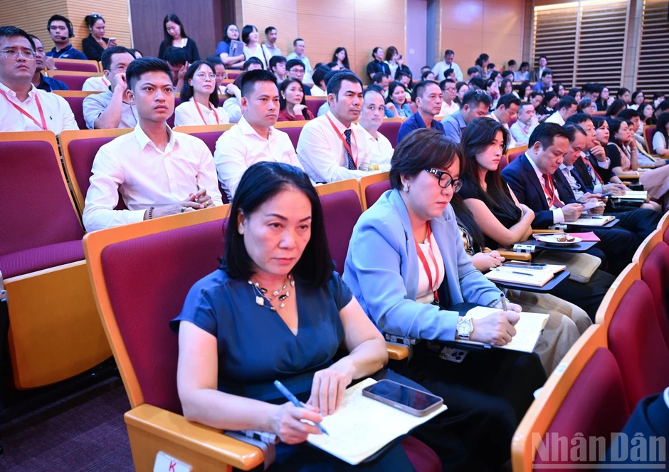 [Ảnh] Hội nghị Quán triệt và triển khai Nghị quyết số 23-NQ/TW và Kết luận số 49-KL/TW của Bộ Chính trị